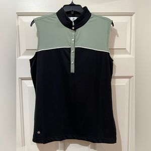 Daily Sports, born in Sweden, medium activewear top.